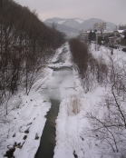 冬の真駒内川